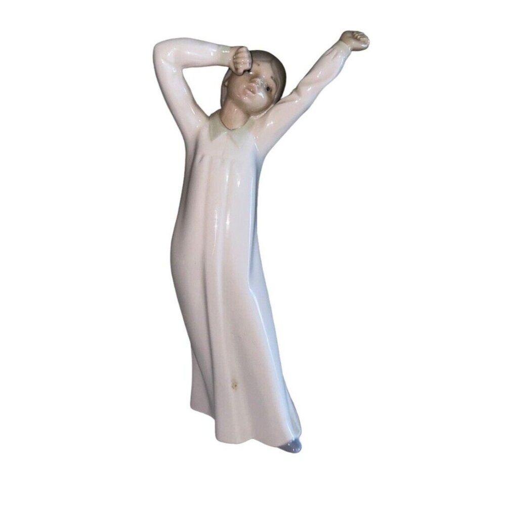 Zaphir Porcelain Figurine Made In Spain  8 1/4” ‘Morning Stretch’
